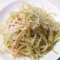 ☆satom☆'s cooksnap of when they made 調味料は２つだけ！もやしと練り物のナムル.