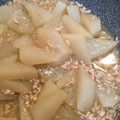 クックOEN6Y3☆'s cooksnap of when they made おつゆも一緒に♪ 丸大根と鶏そぼろの煮物.