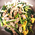 あんころもちよ's cooksnap of when they made ほうれん草とベーコンとしめじの卵炒め.