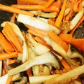 ぱにぱる's cooksnap of when they made やみつき！人参とエリンギのツナ炒め☆.