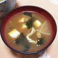 mocomoco♪'s cooksnap of when they made 名古屋の味・赤出しのお味噌汁.