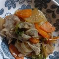 ゆゆっちゃ's cooksnap of when they made 簡単！肉じゃがより肉大根☆.