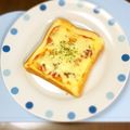 ☆なあなクック☆'s cooksnap of when they made 簡単朝ごはん☆具なしのピザ風トースト.