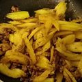 ごにょ's cooksnap of when they made セロリと豚肉の炒め物 カレー風味.