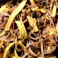 ame-ikuru's cooksnap of when they made 飯泥棒☆ピリ辛ニンニク豚高菜炒め！.