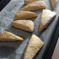 poponyan's cooksnap of when they made 外サク中フワのスコーン★プレーン.