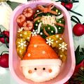 kaorin726's cooksnap of when they made ＊キャラ弁＊クリスマスリースの作り方.