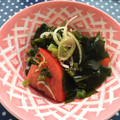まこさんど's cooksnap of when they made ★簡単・すぐ★トマトとわかめのサラダ.