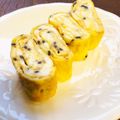 雛鳥と親鳥's cooksnap of when they made お弁当に♪チーズと塩昆布の卵焼き.