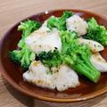 Ｓａ－Ｒｉ's cooksnap of when they made とり胸肉とブロッコリーの簡単炒めもの.