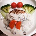 なおらいにゃん's cooksnap of when they made ハンバーグきのこクリームソース.