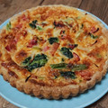 クックXU88NH☆'s cooksnap of when they made 冷凍パイシートと冷凍ほうれん草のキッシュ.