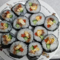 ★ゆいたんママ☆'s cooksnap of when they made 冷蔵庫にあるもので☆簡単巻き寿司.