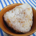 キャシーキャサリン's cooksnap of when they made 我が家の定番☆おかかおにぎり.
