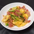 ゆぅだぃ☆'s cooksnap of when they made ☼アスパラとベーコンと卵のシンプル炒め.