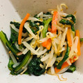 chicccccca's cooksnap of when they made 簡単☆春菊ともやしのナムル.