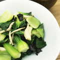 ひなたスイッチ's cooksnap of when they made 簡単☆青梗菜ときのこの海苔ナムル.