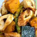 ぺっこりんらん's cooksnap of when they made かつお節と一緒に☆かぼちゃとちくわの煮物.