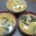 ジョングレ's cooksnap of when they made ☆白菜とわかめのみそ汁☆.