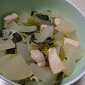 ★smiling★'s cooksnap of when they made 大根と鶏肉のウエイパー煮.