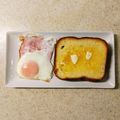 linhua's cooksnap of when they made 朝食に！黄身がハムの上のハムエッグ.