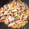 ☆MaYuMiママ☆'s cooksnap of when they made 子供喜ぶ！超～やわらか豚丼.