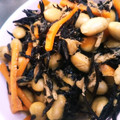 choco831's cooksnap of when they made 簡単☆大豆とツナひじきと人参の煮物♪.