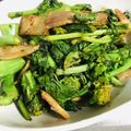 sakuramasa's cooksnap of when they made 菜の花とベーコンの炒め物.