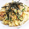 プラハの街並み's cooksnap of when they made 鮭フレークとオクラno炒飯.