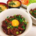 まゆみんみんまる's cooksnap of when they made 簡単美味しいなレモン醤油牛ハラミ丼.
