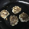 シェイプ's cooksnap of when they made 離乳食手掴み食べ！簡単豆腐ハンバーグ.
