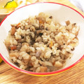 まぴりぃ's cooksnap of when they made 簡単に、鶏肉とごぼうの五目炊き込みごはん.