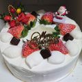ケーキ大好き！'s cooksnap of when they made 苺のクリスマスケーキ サントノーレ口金.