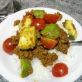 ebipeco's cooksnap of when they made トマトとアボカドのひき肉丼.