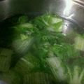 きえまま's cooksnap of when they made 生姜でポカポカ☆白菜とエノキのスープ.