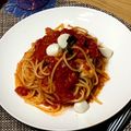 kaちゃ's cooksnap of when they made モッツァレラとバジルのトマト缶パスタ★.