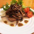 きょうこあひる's cooksnap of when they made 豚もも肉ときのこのコンフィー.