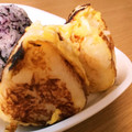 ひととせ305's cooksnap of when they made だんなさん思い出の☆卵焼きおにぎり.