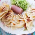 向日葵くっく's cooksnap of when they made 餃子！？ピザ！？余った皮で簡単ピザ♬.