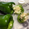 Sa〜ちゃん's cooksnap of when they made 気持ちいいー♥ピーマンのヘタと種の取り方.