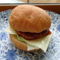 Tusentakk's cooksnap of when they made お家で簡単ハンバーガー♫.