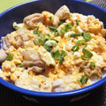 ☆あいちゃん's cooksnap of when they made めんつゆで簡単♬ふわとろ玉子の親子丼.