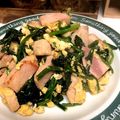 junchan888's cooksnap of when they made ほうれん草とベーコンと卵の炒め物.