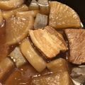 やんぬ's cooksnap of when they made 蒟蒻と大根の甘辛い煮豚.