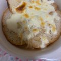 BIGぼんど's cooksnap of when they made バゲット救済♥オニオングラタンスープ.