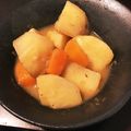 あいちん８３'s cooksnap of when they made 里芋と人参の煮物　ごま油でコク旨♪.