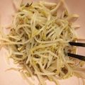テヨン1's cooksnap of when they made 簡単レンチン♪鶏ももニンニクもやし！.