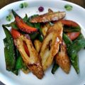 kirinda's cooksnap of when they made お弁当に♪♪チクワとピーマンのカレー炒め.