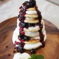 わらし's cooksnap of when they made ブルーベリーソースで！パンケーキツリー.
