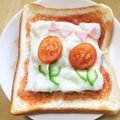 moon frog's cooksnap of when they made 朝から簡単カワイイ＊＊＊ お花トースト.